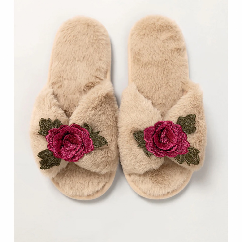 Joyfolie "Fiona Slipper In Cream" Nwt